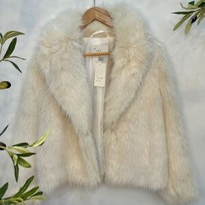 A New Day Women’s Faux Fur Jacket – Tunic Length in Cream White NWT